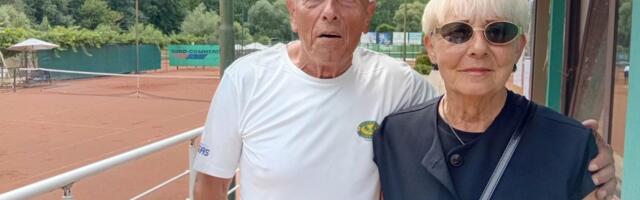 Nikad nije kasno! Bogomir u osmoj deceniji počeo da igra tenis, a nju krivi za sve