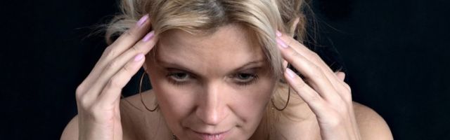 OBAVEZNO OBRATITE PAŽNJU: Ovih 11 simptoma ukazuju na ozbiljan poremećaj hormona