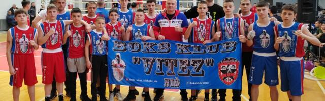 Bokserima “Viteza” iz Niša pehar za najbolji klub i u Leskovcu