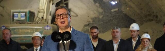 PRODAJA SRBIJE I STIŽU NOVE GAZDE Vučić poručio da se uči kineski, turski, ruski...