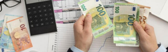 Плата мора да се заради