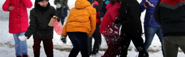 Сутра почиње подела ваучера за сву београдску децу и запослене у образовном систему