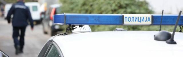 UŽAS U KUĆI NADOMAK BEOGRADA: Pronađeno telo žene sa POVREDAMA NA GLAVI, suprug policiji tvrdi da je SAMA PALA?!