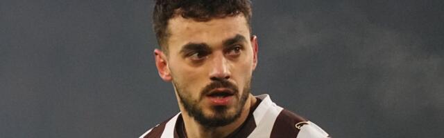 Poreklom sa Kosova, rođen u Beogradu, a nastupa za malu evropsku zemlju: Malo njih ga zna, igra u Bundesligi!