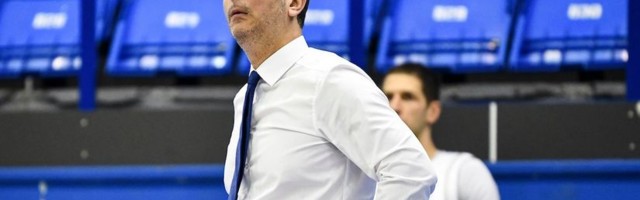 Promena na klupi Budućnosti: Mijović više nije trener