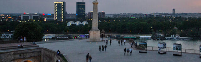 Ујутро магловито и облачно, током дана претежно сунчано