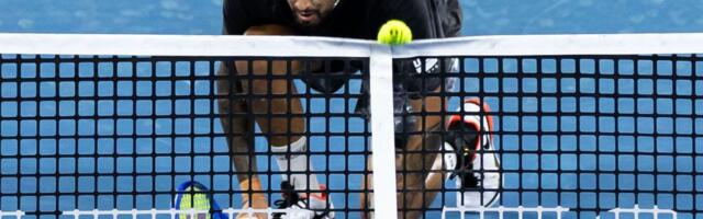 Nik Kirjos se "prosuo kao džak krompira" /VIDEO/