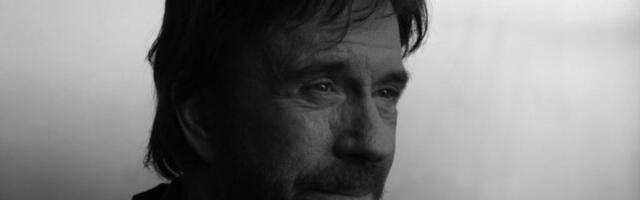 PORUKA POKOJNOG ČAKA NORISA JEŽI DO KOSTIJU: Evo šta je poručio neposredno pred smrt - njegove reči će vas rasplakati!