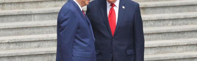 Patka, pržene pogačice, jastog... Evo šta je sve na meniju za Sija i Trampa!