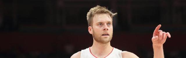 UŽIVO: Crvena zvezda - Alba, Lazić i Cirbes na zagrevanju, Ivanović ne igra