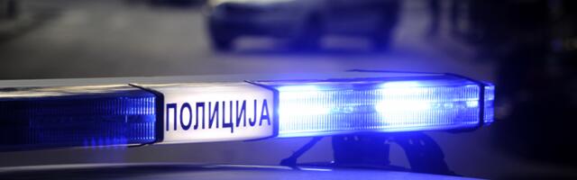 JEZIVO UBISTVO U GROCKOJ! Nogarom od stola smrskao glavu cimeru pa ga zapalio!