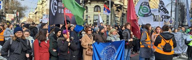 Vučić o platama prosvetara: U februaru će biti onoliko koliko su radili