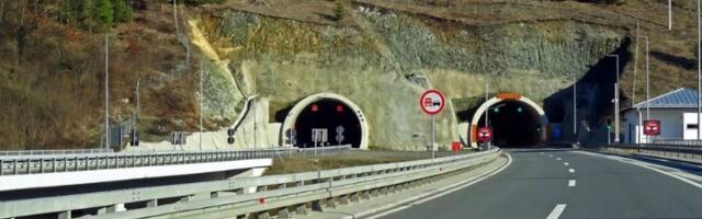 POKS optužuje vlast da otvaranjem tunela ugrožava živote radi političke promocije