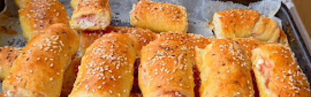 Jednostavno i hrskavo pecivo sa šunkom i sirom: Jedan pleh biće malo, a pekara vam više neće pasti na pamet