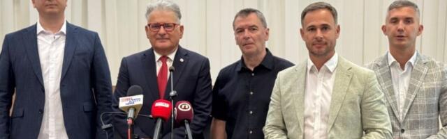 Da li Aleksić preuzima kormilo opozicije i gde su nestali ostali?