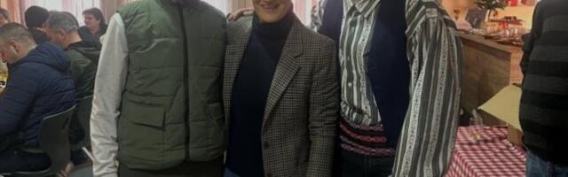 NEMA GRAĐANA PRVOG I DRUGOG REDA U SRBIJI - SVI SU VAŽNI! Brnabićeva u selu Valevac kod Knjaževca: Verujemo u naš narod! (FOTO)