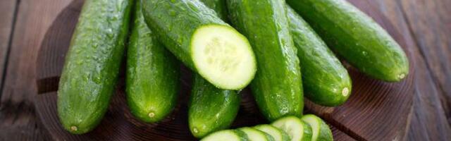 Ako ste kupili gorak krastavac, ne bacajte ga: Ovaj stari trik daće mu savršen ukus za minut