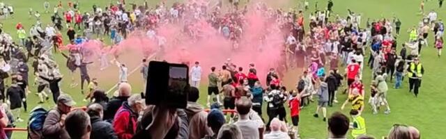Englezi žive za fudbal - Pogledajte slavlje Drojlsdena nakon ulaska u deveti rang! (VIDEO)