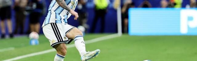 ARGENTINA – Z. OSTRVA Meeeeeeeeeeesi! Sedmi gol na Mundijalu, ni Vozinja mu ne može ništa!