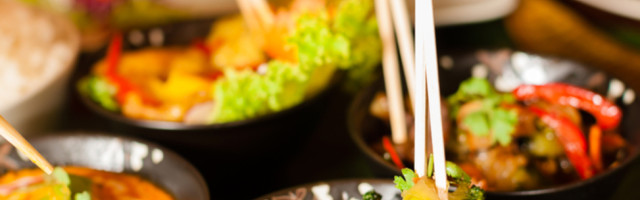 Dve babe otišle u kineski restoran, a kada im je stiglo jelo...