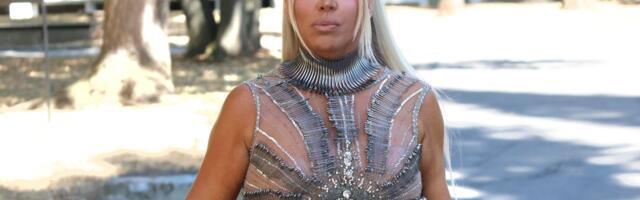 ON je novi, 24 godine mlađi, dečko Dare Bubamare: Pevačica se oglasila kada se saznalo s kim se zabavlja