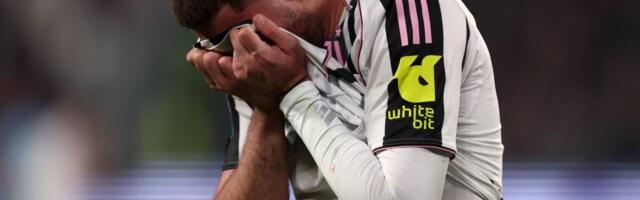 DUŠAN VLAHOVIĆ U VELIKOM PROBLEMU! Juventus se oglasio: Srbin je doživeo težu povredu!