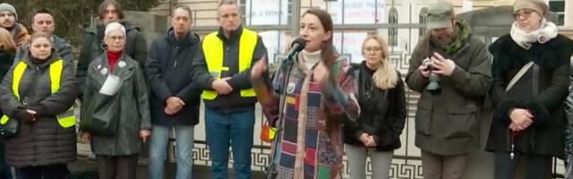 Protest profesora niške gimnazije Stevan Sremac: Žrtve smo političke odmazde zbog podrške studentima