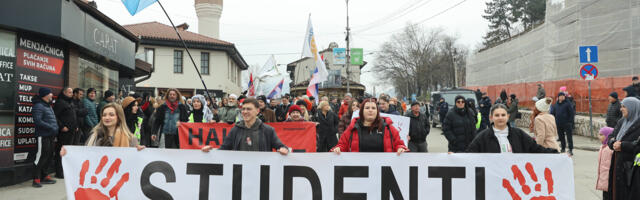U nedelju protest studenata u više od 50 gradova i opština, skupljanje potpisa na više od 180 lokacija