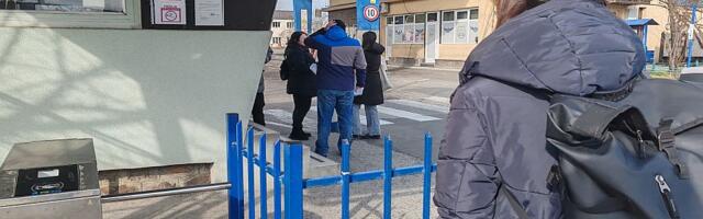 Meštani Beočina, Temerina i Sremskih Karlovaca protiv poskupljenja GSP prevoza: Predata peticija