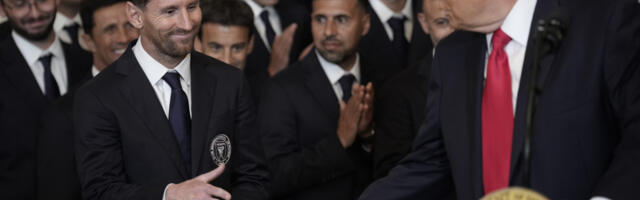 Palo rukovanje - Tramp ugostio Mesija u Beloj kući (FOTO/VIDEO)