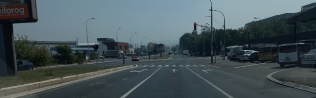 Ceo Beograd se guši u dimu, smrad je nesnosan