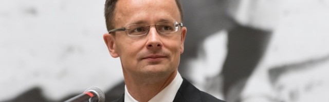 Šef mađarske diplomatije zaražen kovidom