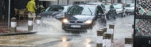 Od 15 časova ovi delovi Srbije su na udaru pljuskova sa grmljavinom: Temperatura će pasti za 10 stepeni - evo kad