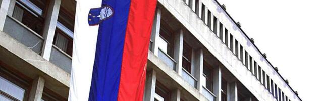 Odluka slovenačke vlade o vakcinaciji u državnoj upravi proglašena neustavnom