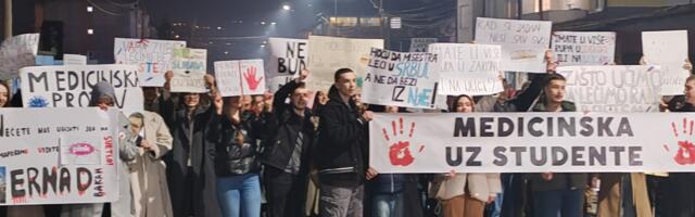 Đaci Medicinske škole podržali studente i zatražili istinu o padu helikoptera