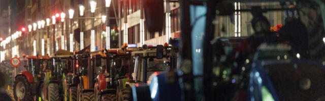 Пољопривредници блокирали Брисел уочи самита ЕУ