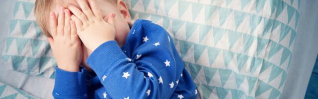 Davali sinu sedative da komšije ne čuju krike dok ga tuku: Sudija čitao kroz šta je dečak prošao, svi plakali