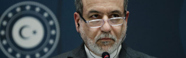 Аракчи: Размењене неке поруке између Ирана и САД, али то не значи да преговарамо