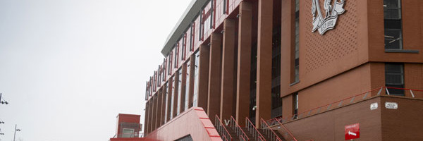 Heroj Liverpula, kapa dole doktoru iz Petrinja! (foto)