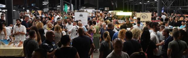 Niški noćni market na bulevarskoj pijaci pred doček - Deda mraz, di-džejevi i domaći proizvodi