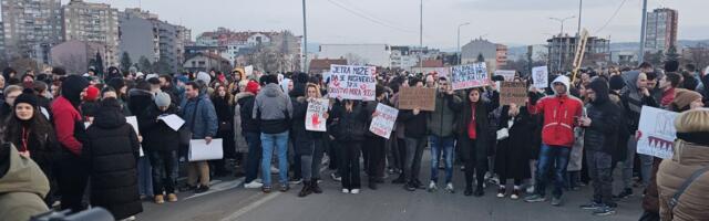 Arhiv javnih skupova: Na protestu u Nišu bilo između 1.700 i 1.800 studenata i građana
