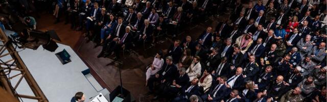 Istorijski govor Dž. D. Vensa: Demokratija u Evropi umire