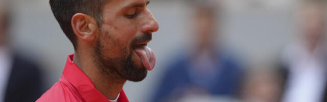 POTRESNO: Pojavio se snimak Novaka Đokovića od kog će vam krenuti suze na oči! (VIDEO)