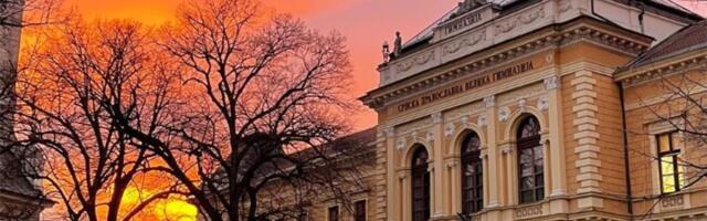 Direktor Jovine gimnazije zakazao sednicu Saveta roditelja, a nije pozvao  NIJEDNOG roditelja