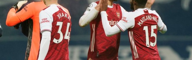 Arsenal počeo da gazi, Derbi sa rezervnim timom, Ančeloti odmara najbolje