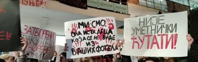 "Uzmite lizalicu i biće ok": Studenti o Vučićevim "jeftinim stanovima" za mlade