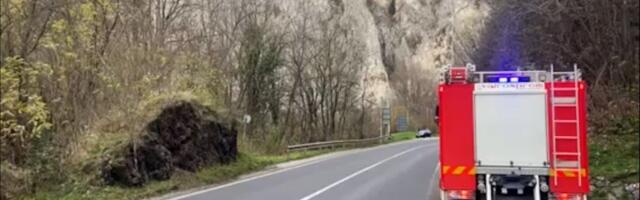 Prvi snimci iz Međuvršja: Ovde su muškarac i žena sleteli u jezero, od njih ni traga (VIDEO)