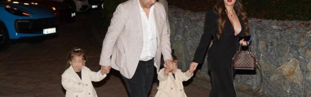 Stiže i šesto dete: Pevačeva 15 godina mlađa supruga ima dupli povod za slavlje