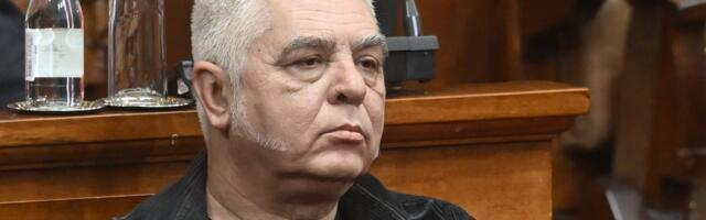 Bratina osudio napade na Vučićevića