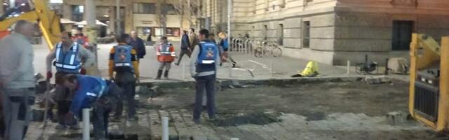 Ako vas nije iznervirao prizor na Trgu republike, onda ništa: U toku Šapićev omiljeni projekat (FOTO, VIDEO)